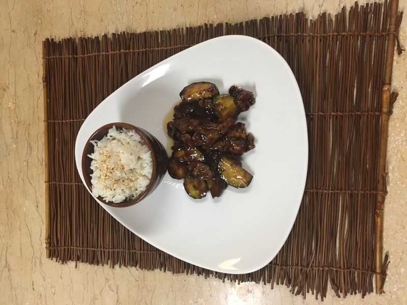 Porc cu castraveti-reteta chinezeasca