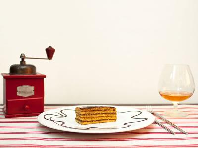 Foietaj cu miere de albine si creme ganache ciocolata si cafea cu Cognac